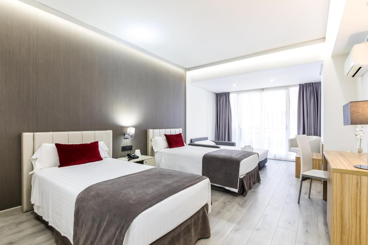 Chambre Double avec Lit d'Appoint